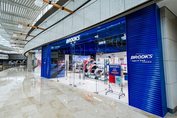 配资宝  BROOKS布鲁克斯全新门店亮相颐堤港，联结跑者社群，打造跑步新地标